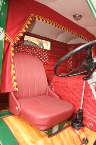 Los interiores de cabina se adaptaban de modo artesanal, como muestra esta soberbia retauración.