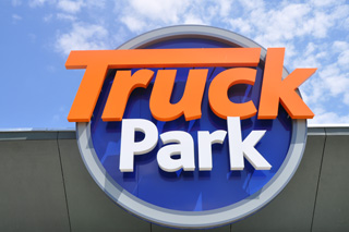 Abertis estrena su primer Truck Park en el área del Montseny en el km 117 de la Ap7, sentido BCN.