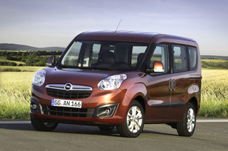 El nuevo Opel Combo en versión Tour para 5 y 7 plazas.