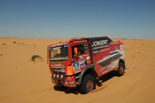 Camiones como este MAN TGS 4x4 se enfrentan a todo tipo de terrenos.