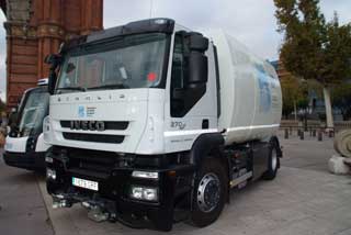 El Stralis GNC 270 en servicio en Barcelona incorpora caja automática Allison con retarder.