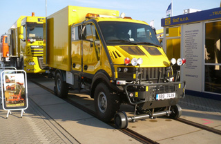 Camión Bremach 4X4 para trabajos ferroviarios.