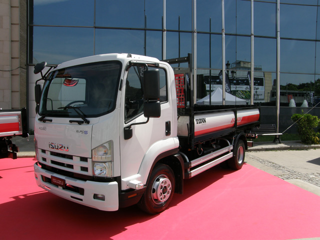 Camión ligero de Isuzu.