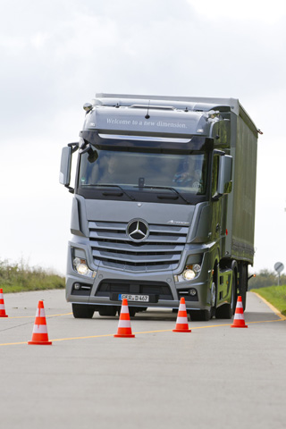 El buen comportamiento dinámico es una de las señas de identidad del New Actros.