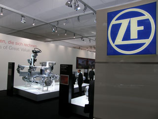 ZF cuenta con sistemas aplicables todo tipo de vehículos industriales.