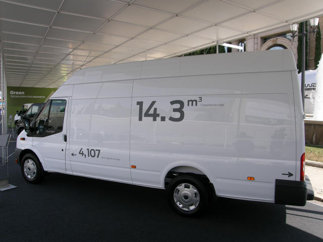 La versión Gran Volumen de la Ford Transit alcanza los 14,3 metros cúbicos de capacidad de carga.