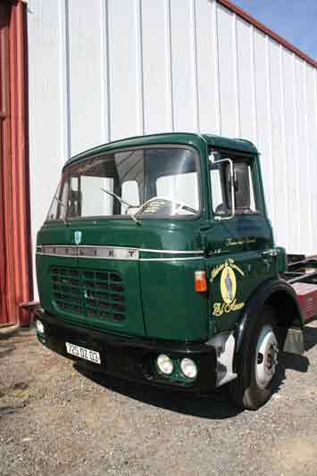 Este Berliet galo nos demuestra el origen del diseño de las cabinas Barreiros Saeta y Azor.