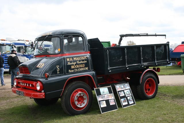 El modelo Trader era un camión de la marca Thames, filial británica de Ford.