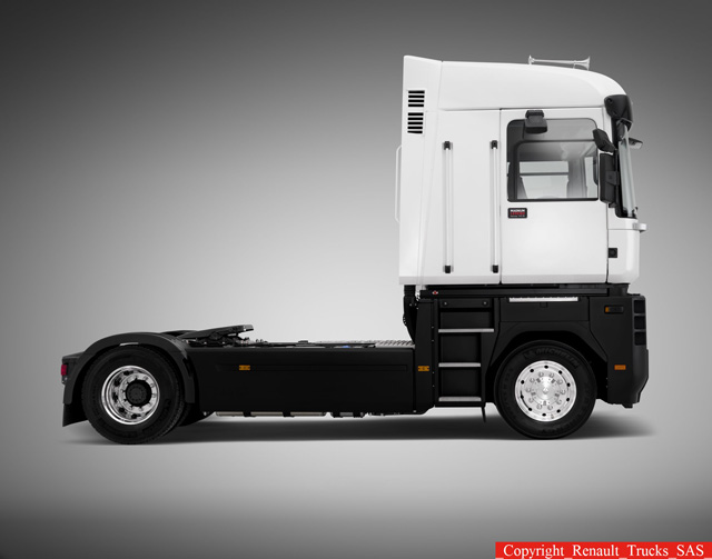 Renault Trucks innovó separando la parte habitable de la cabina de los componentes mecánicos.