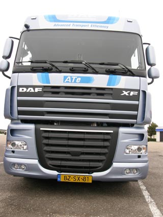La cabina del XF105 en versión Space Cab.