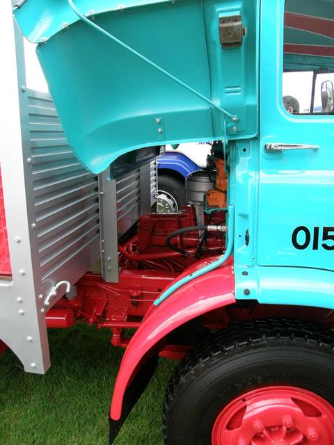 Las aletas laterales eran el curioso sistema de acceder al motor.