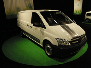 La solución para el reparto sin humos y motor eléctrico de Mercedes Benz se llama Vito E Cell.