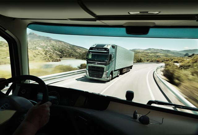 Los nuevos Volvo FH y FH16 llegarán a las rutas europeas en la primavera de 2013.