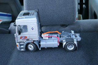Vista lateral del Pegaso Troner TX.