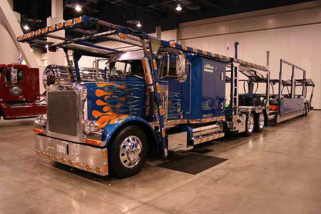 Este portacoches recorre 200.000 millas al año-