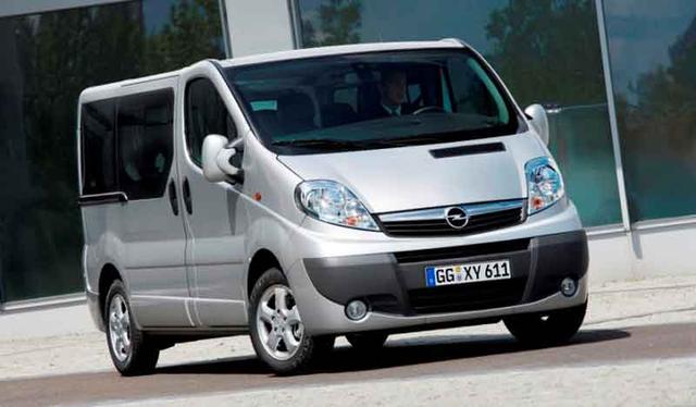 El nuevo Vivaro mejora sus funcionalidades, su confort y su economía