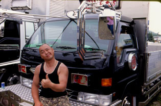 Los camioneros nipones nos muestran el mundo del Dekotora.