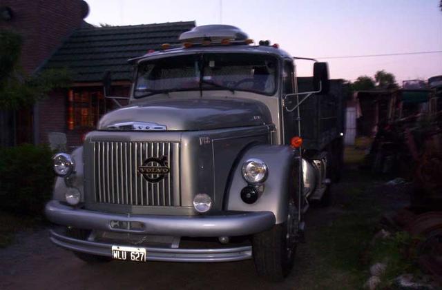 En este perfecto estado de conservación se encuentra el Volvo de Sergio, un lector que nos saluda desde Argentina.