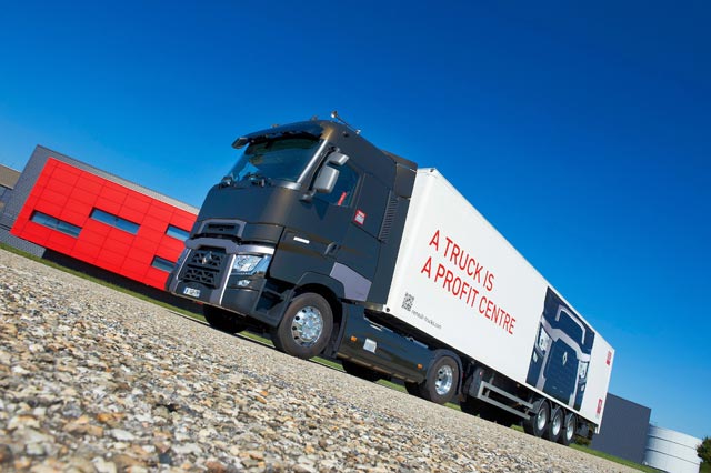 La cabina de piso llano High Sleeper se combina con los motores DTI13 de 440, 480 y 520 CV.