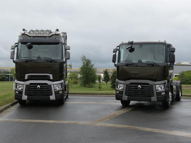 La mayor cabina del Renault Serie T junto a la más compacta, Day&Night, de la gama la de techo bajo y túnel motor.