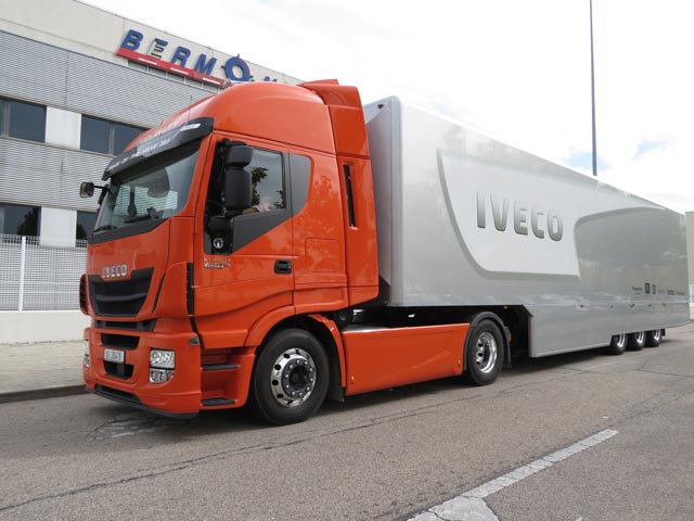 El Stralis Hi Way Euro 6 de 480 CV cuenta con un par motor máximo de 2.250 Nm.