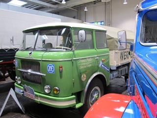Camión Skoda de fabricación checa.