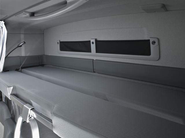 Cama superior de la cabina High Sleeper Serie T.