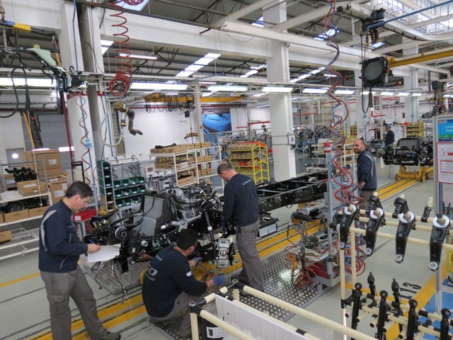 Los motores del Canter son de procedencia FPT(Fiat Power Train).