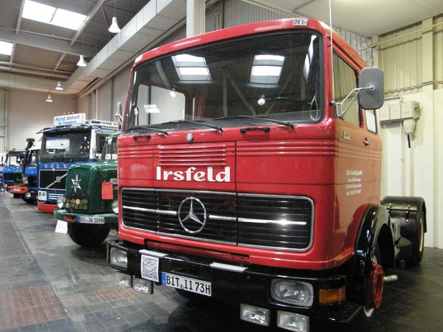 Tractora Mercedes Benz de los años 70, con 320 CV de potencia máxima.
