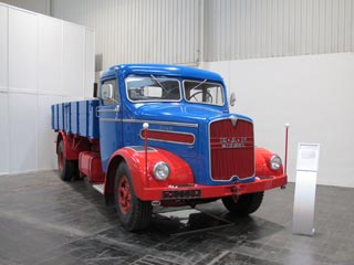 Camión MAN de los años 50 con motor V8 de 155 CV.