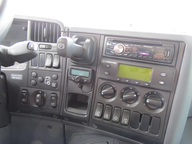 Cuadro de mandos del Scania Serie P.