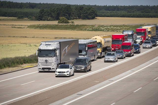 Daimler es el mayor fabricante mundial de camiones, con Mercedes Benz como su marca emblemática.