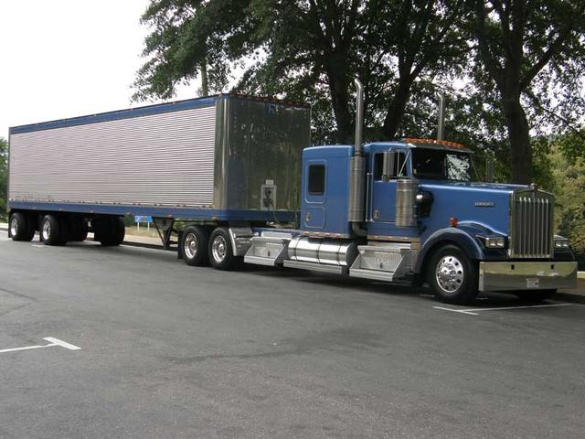 Clásicos del transporte americano, como el W900 de Kenworth, contarán a partir de ahora con los motores PACCAR MX.