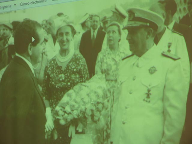 Franco en la inauguración de la planta Barreiros.