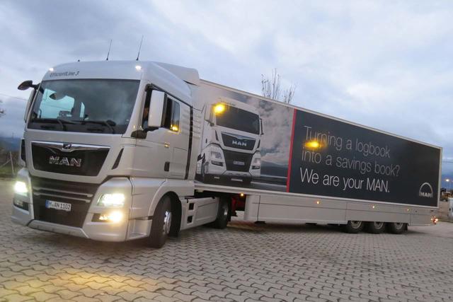 La combinación del motor MAN D26 de 500 CV y 2.500 Nm y las 14 velocidades de la caja de cambios ofrece excelentes prestaciones.