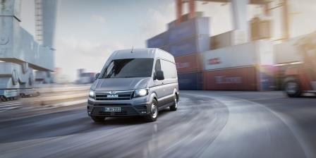 Su diseño muestra la relación entre MAN y Volkswagen, de quien adapta la Crafter