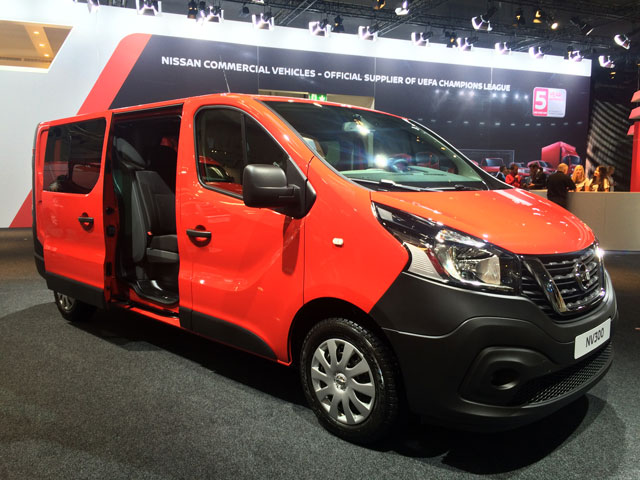 La nueva NV300 tiene tamaño intermedio entre la NV200 y NV400