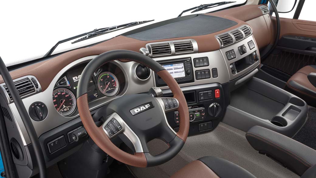 Puesto conducción, Exclusive LIne, del DAF CF.